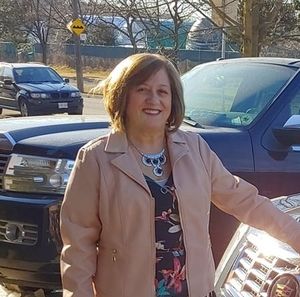 Meet your Posher, Maria